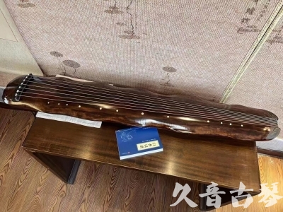 苗栗县●久音古琴  ●今日推荐 20230830 【冰丝断纹蕉叶】